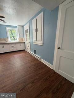 284 W State Street photo 4