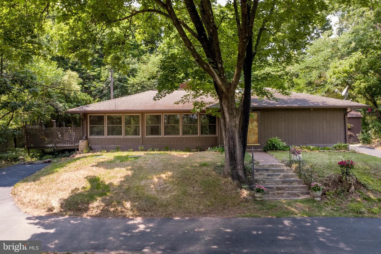 6475 Lower York Road photo 2