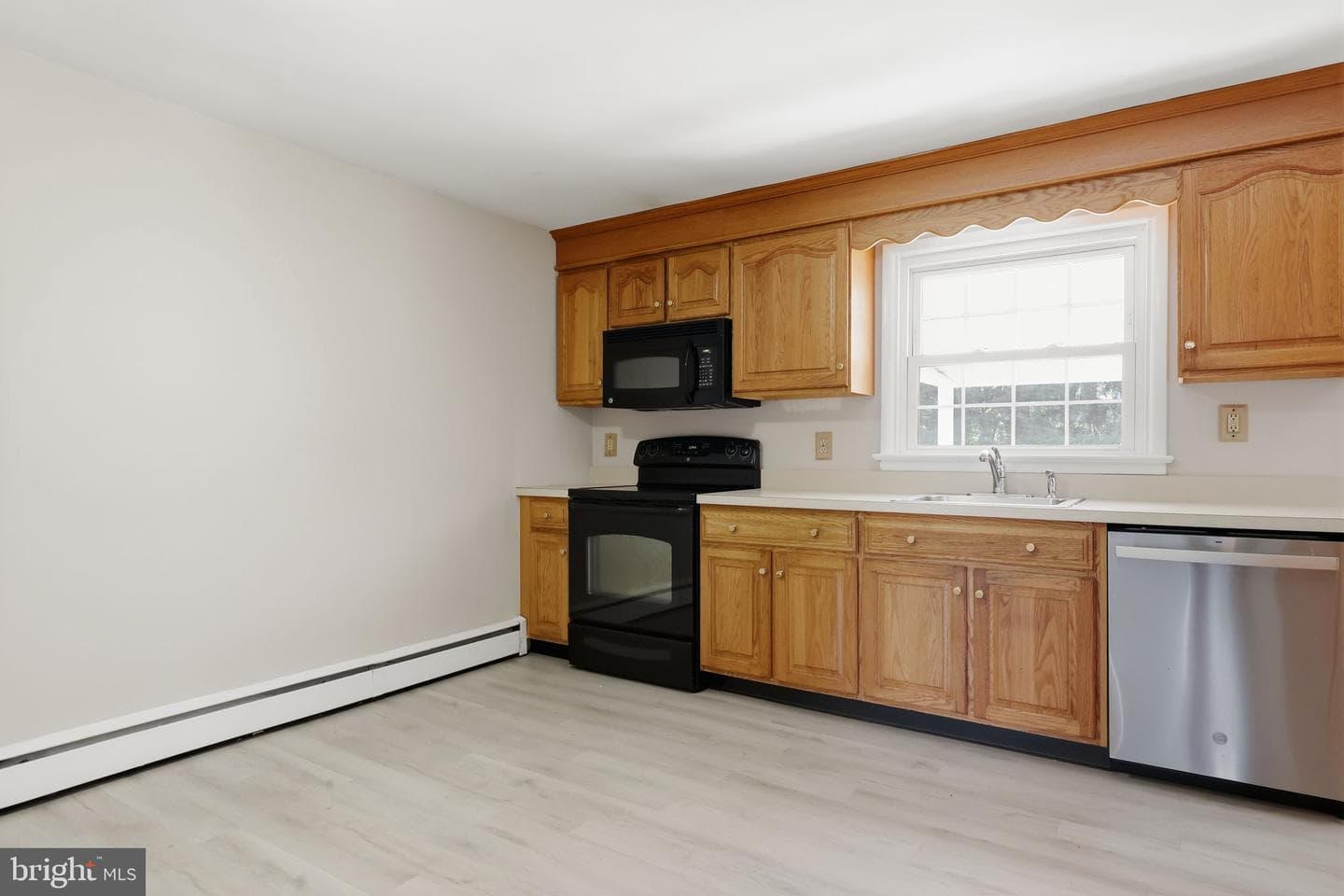830 Almshouse Road photo 13