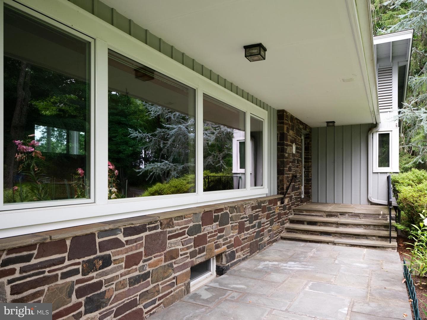 6783 Chapel Road photo 8