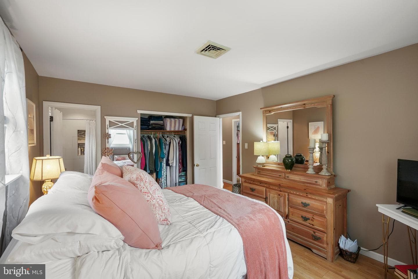 56 Falcon Drive photo 10