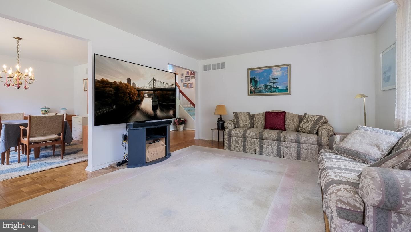 1076 Connemara Circle photo 11