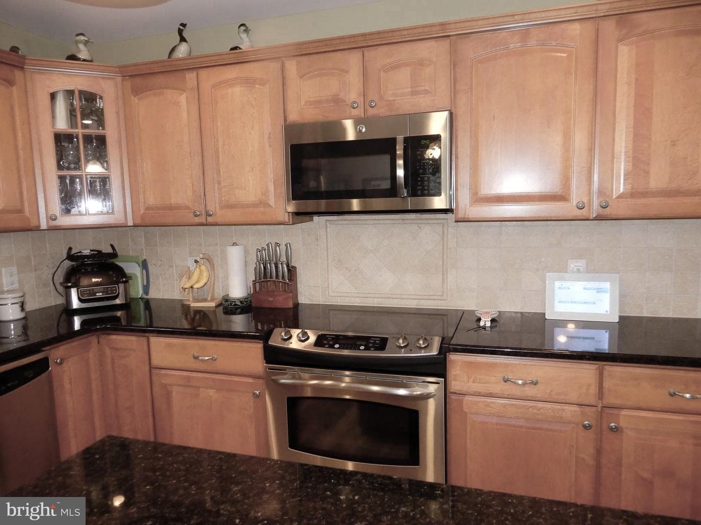 3110 Victoria Court photo 16
