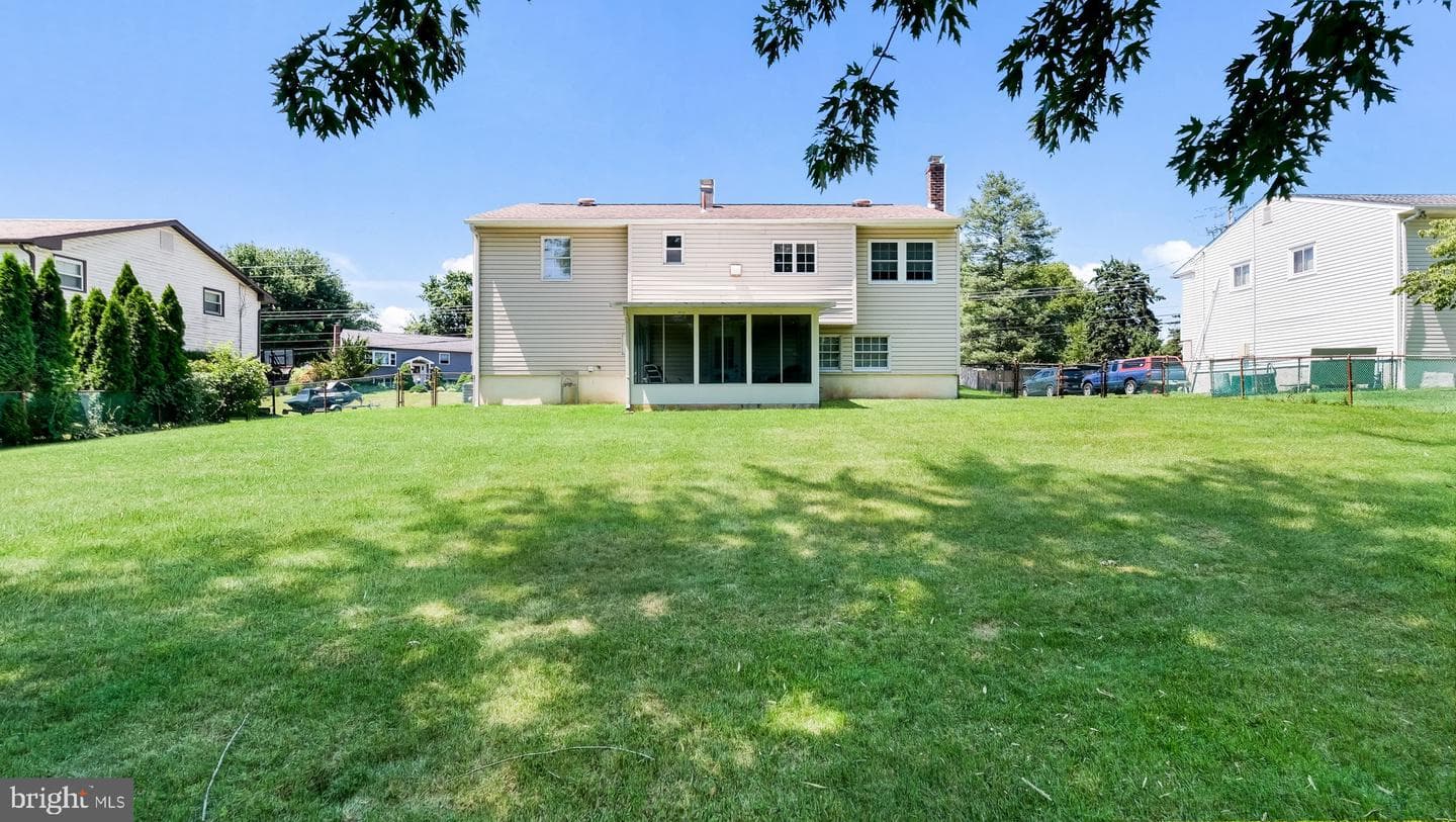 869 Longstreth Road photo 24