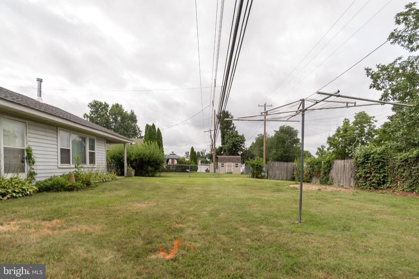 77 Cardinal Road photo 36