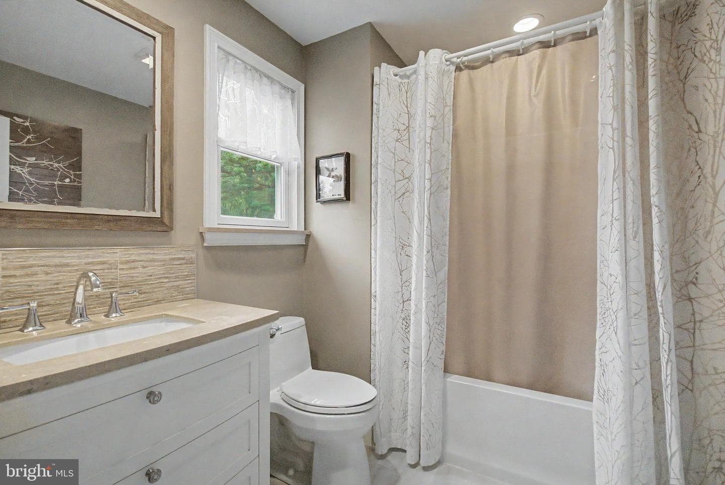 61 Eagle Road photo 25