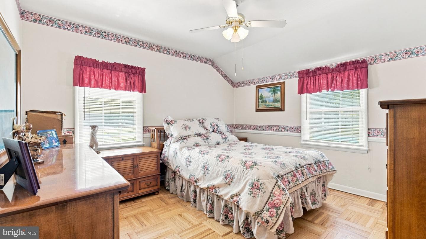 123 Belair Road photo 37