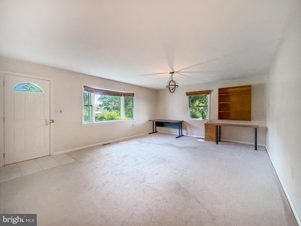 79 Charlotte Avenue photo 8