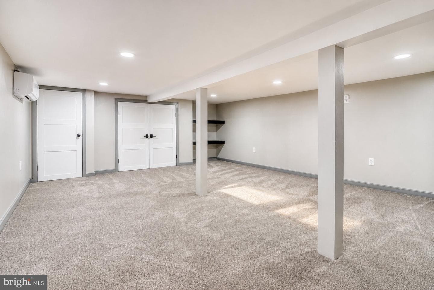 834 Linton Avenue photo 45