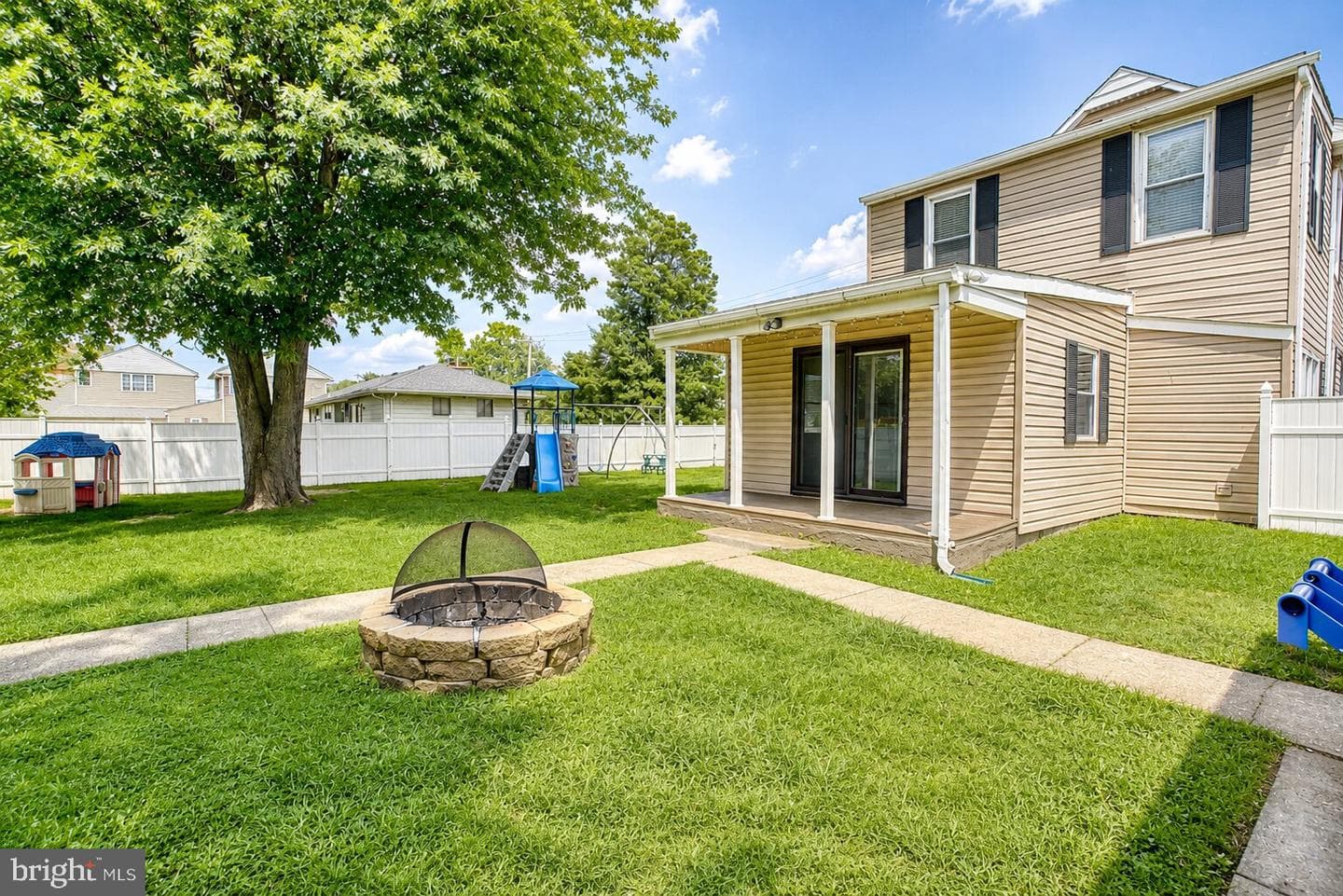 834 Linton Avenue photo 48