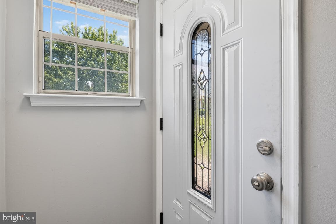 206 Remington Court photo 5