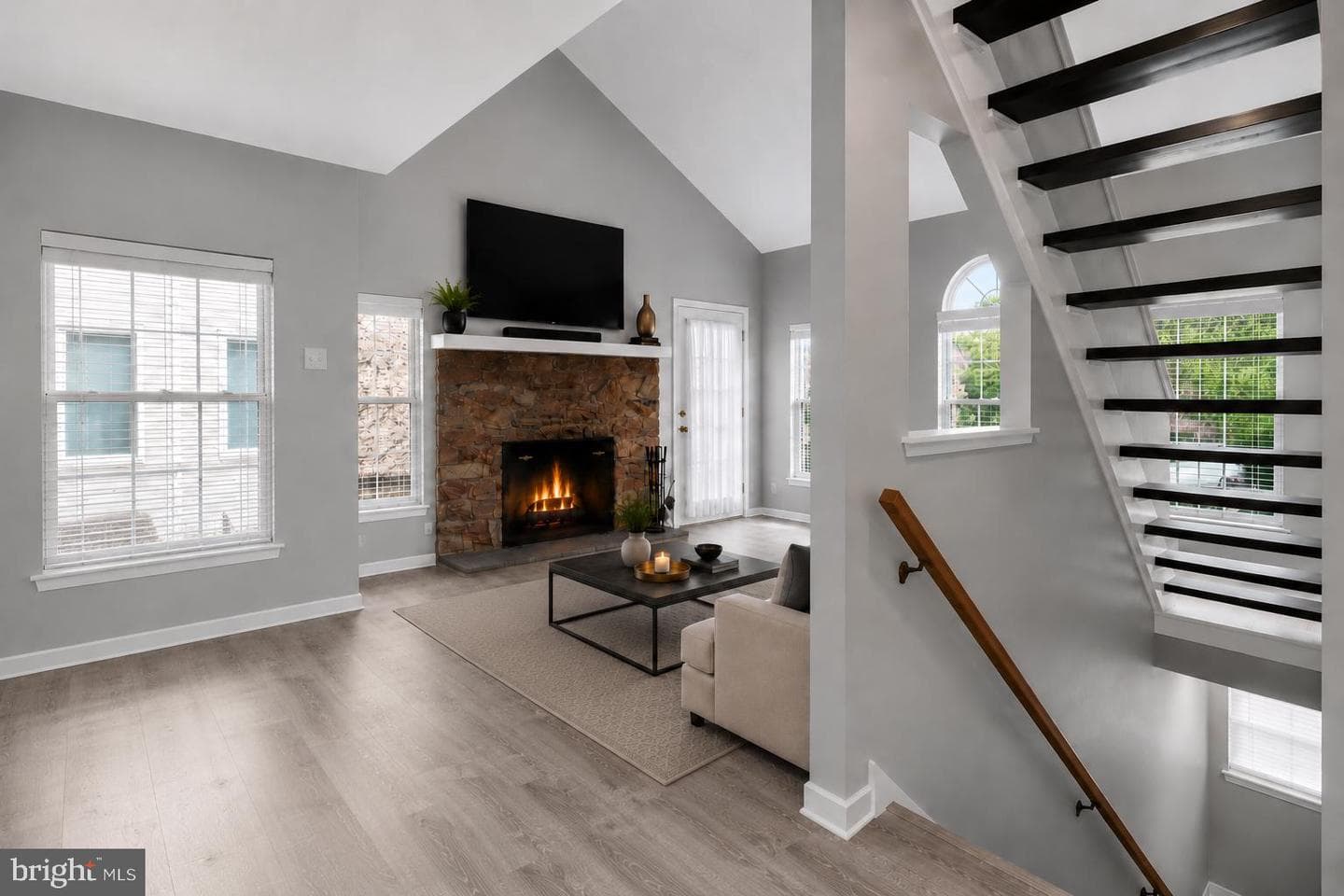 206 Remington Court photo 7