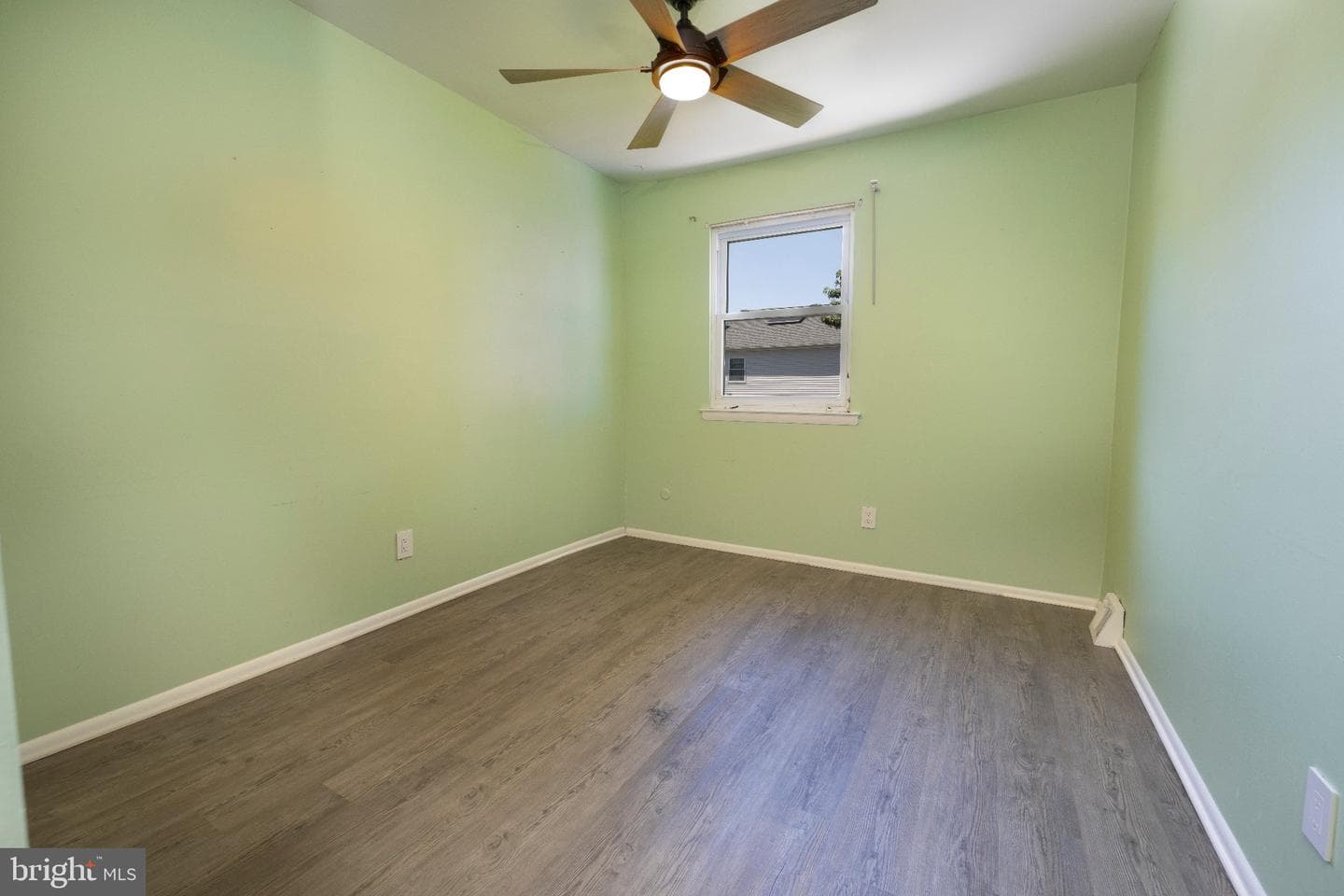 5120 Leeward photo 14