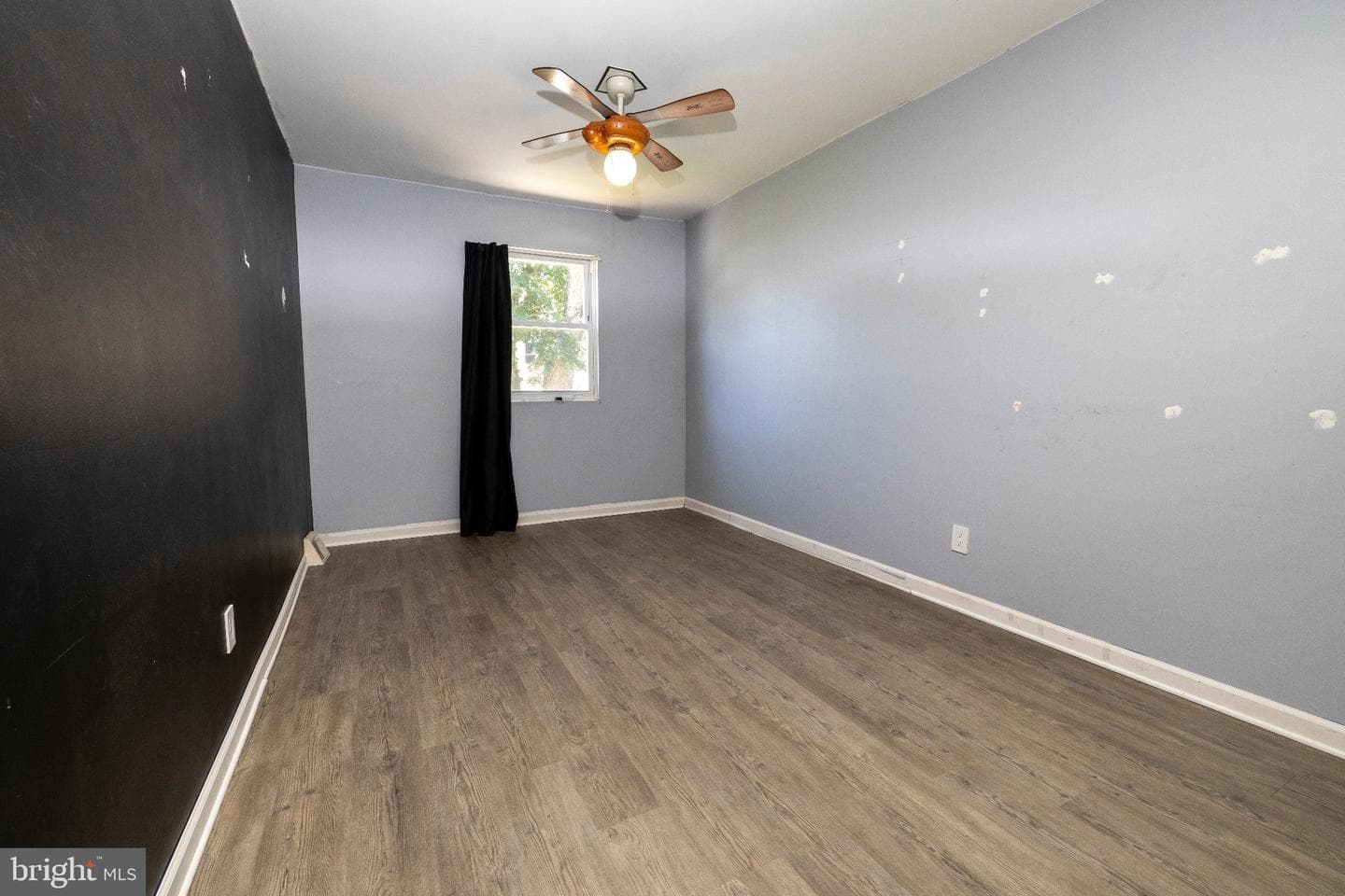 5120 Leeward photo 16