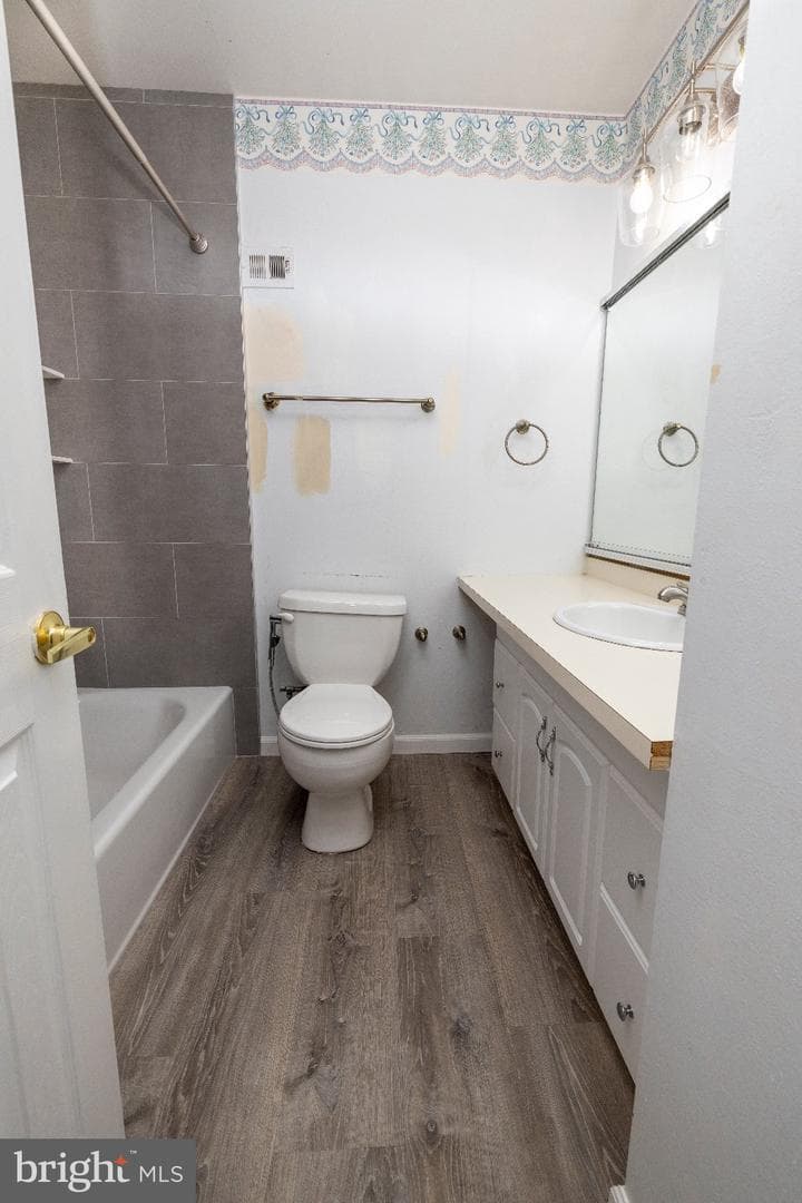 5120 Leeward photo 21