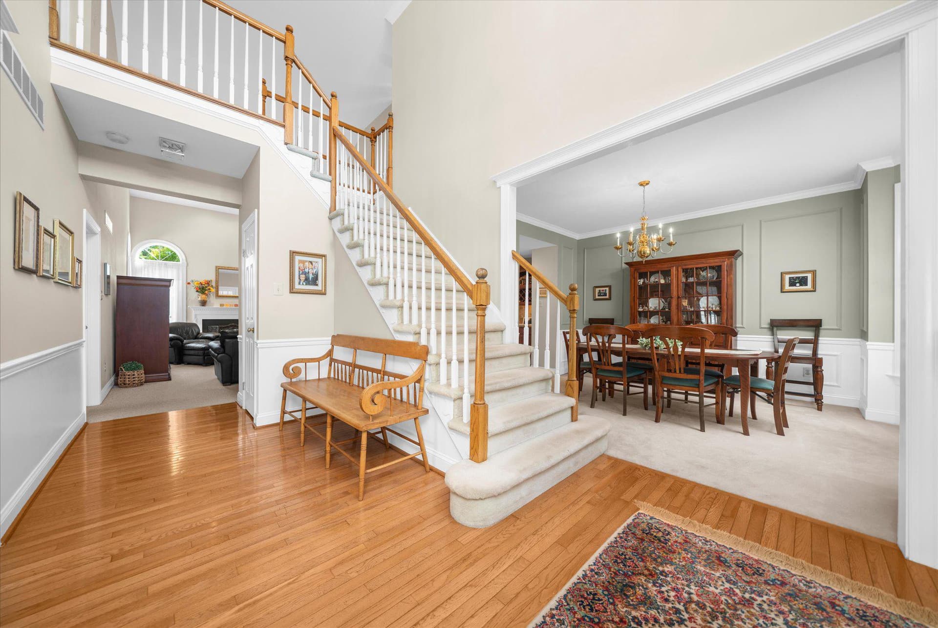 2028 Farmview Drive photo 4
