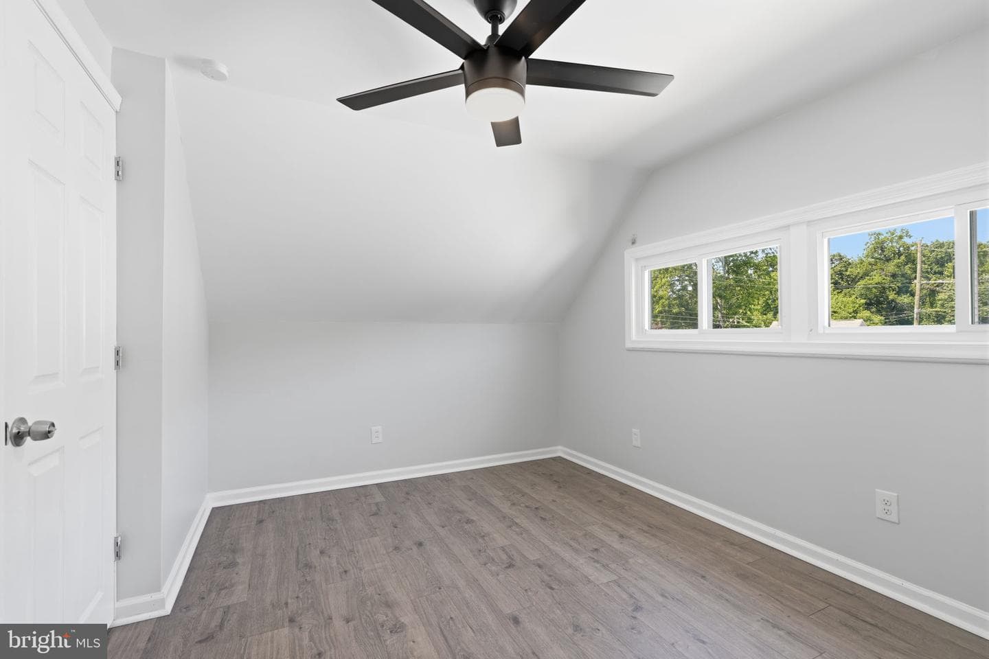47 Mintleaf Road photo 19