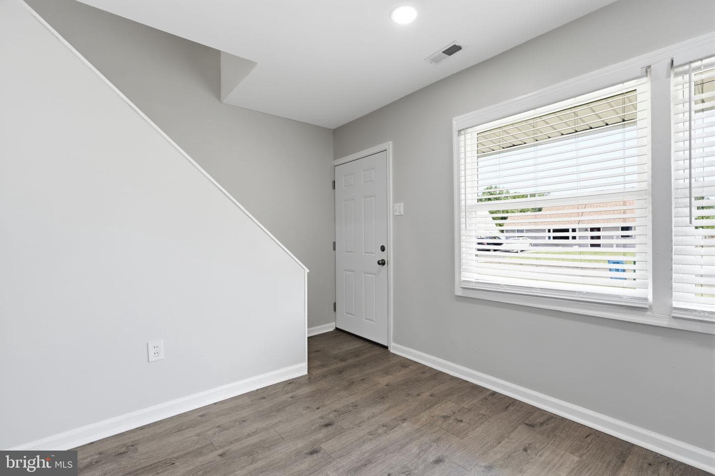 47 Mintleaf Road photo 5