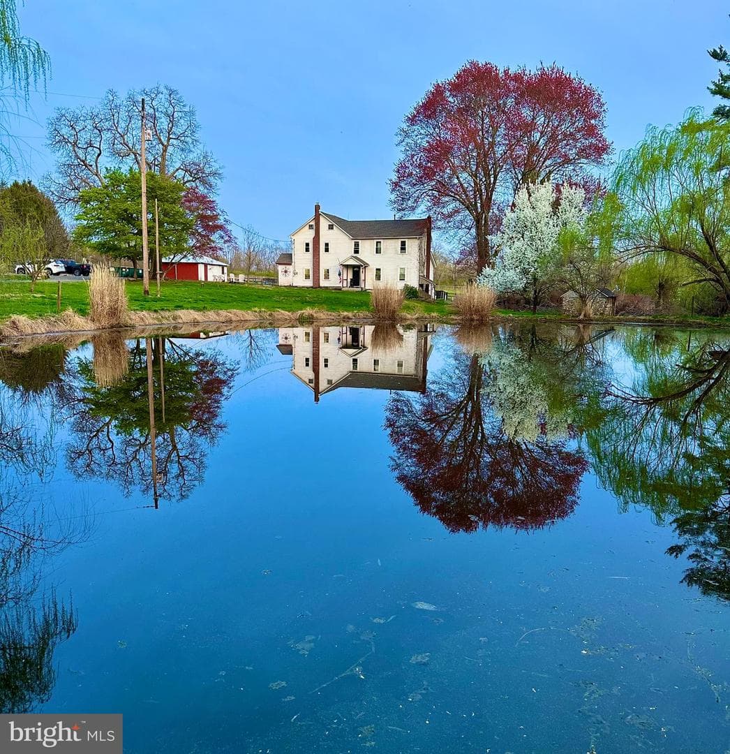 1385 County Line Road photo 1