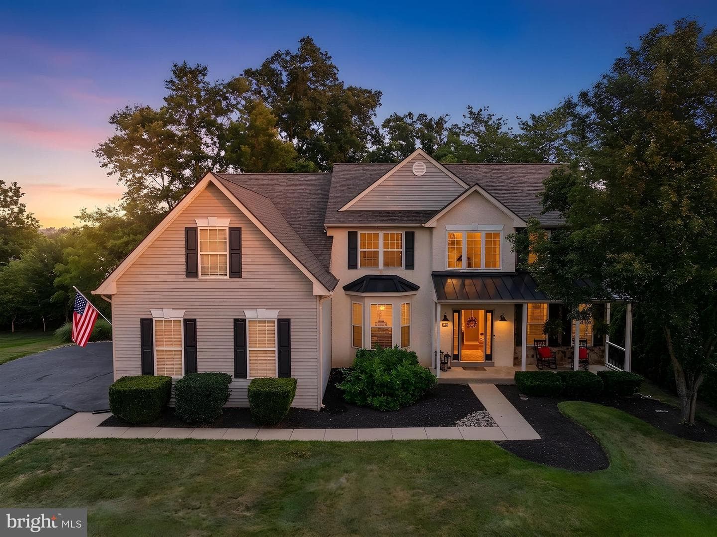 941 Red Coat Farm Drive photo 1
