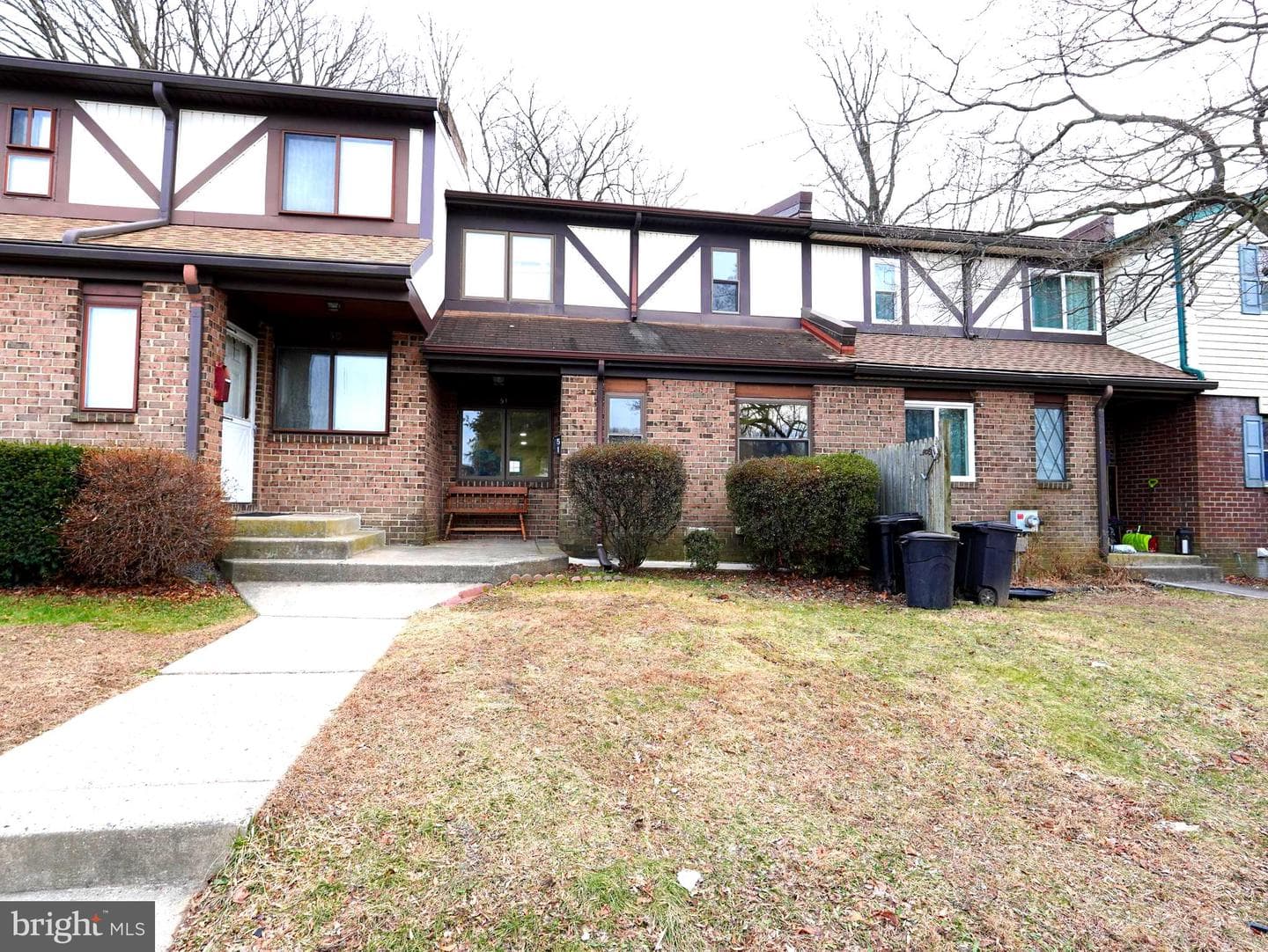 51 Hollybrooke Drive photo 1