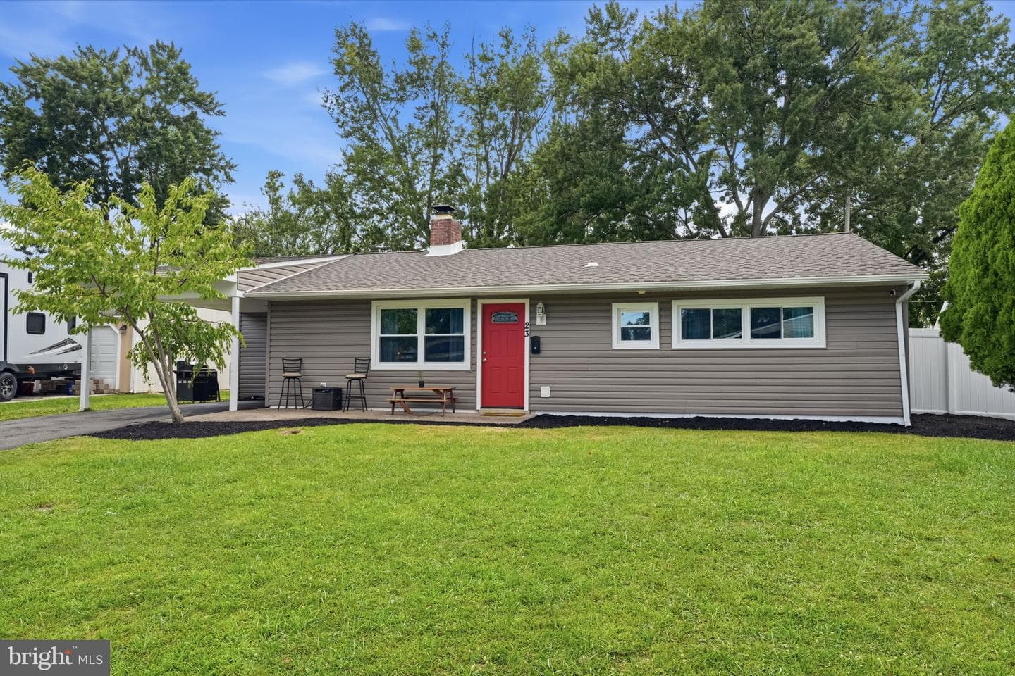 23 Boston Ivy Road photo 1