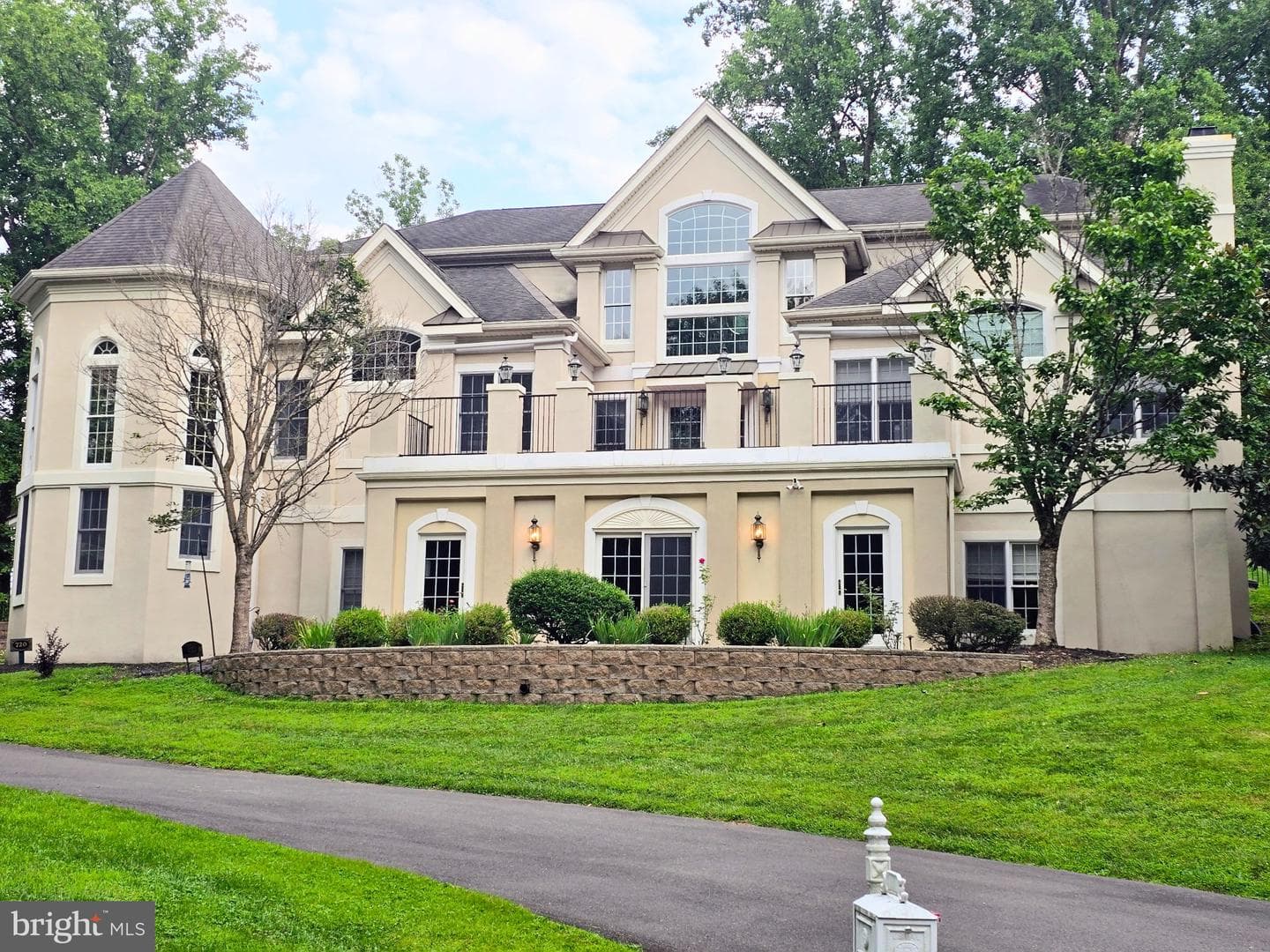 720 Foxtail Court photo 1