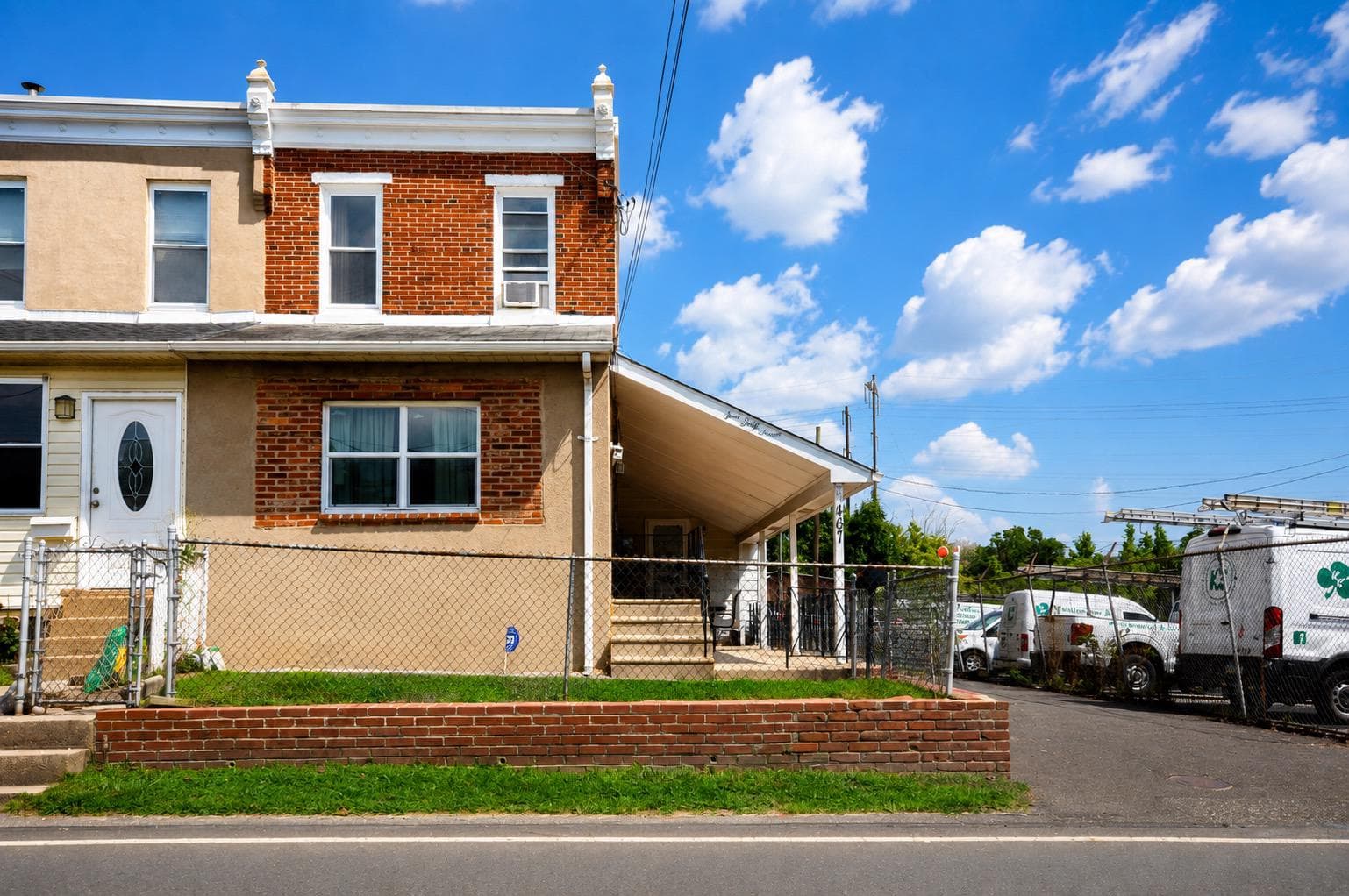 467 Mill Road photo 1