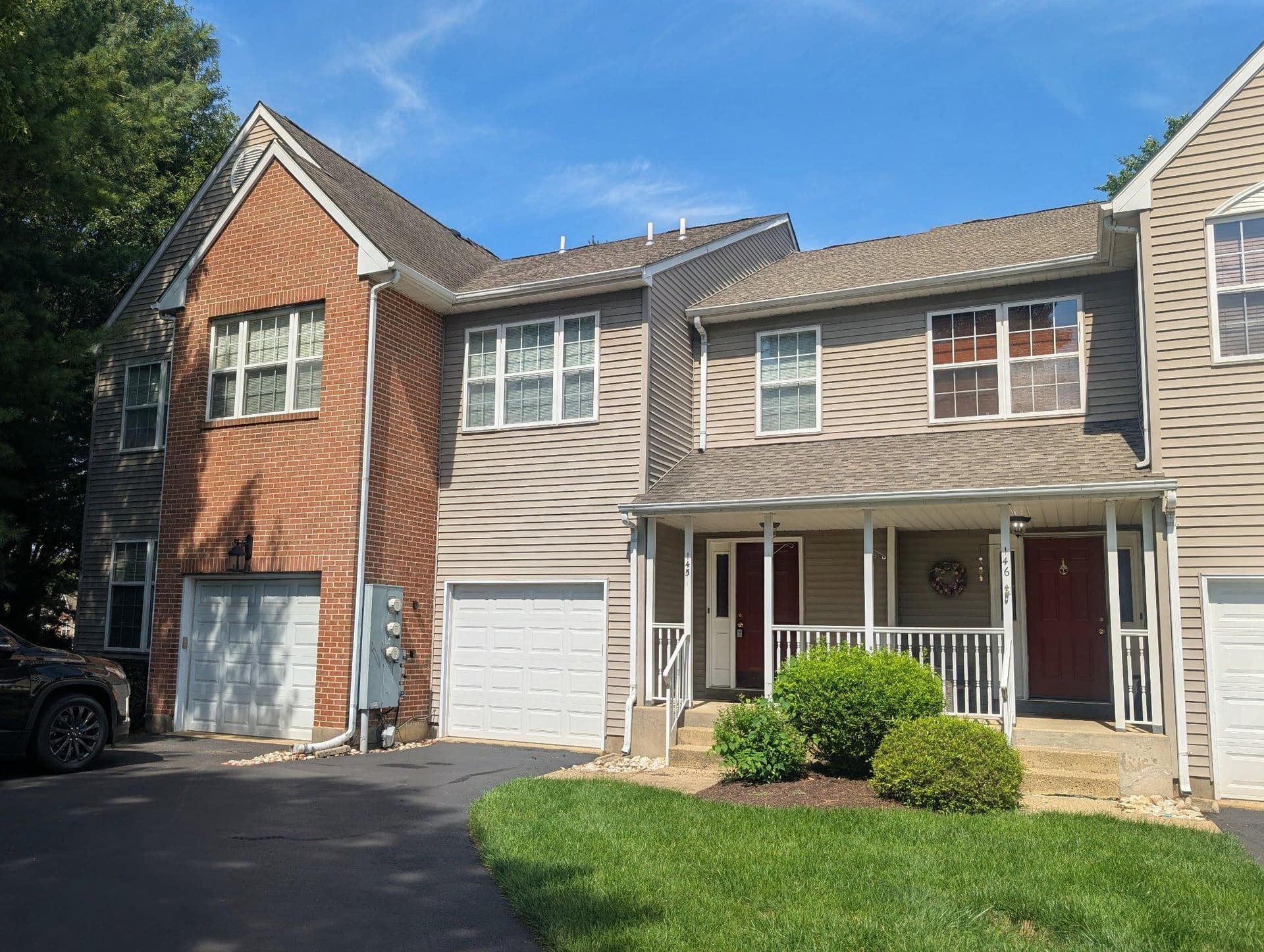 145 Bishops Gate Lane photo 1