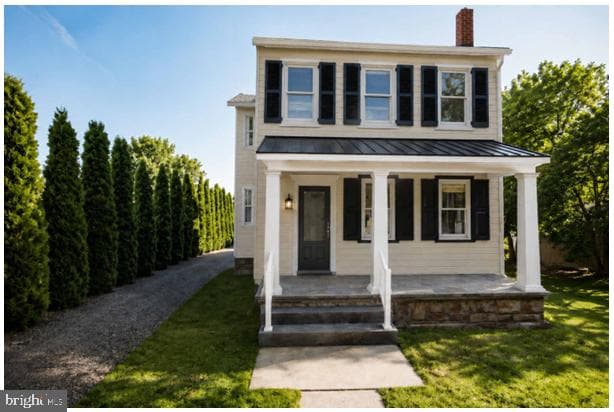 110 E Ashland Street photo 1
