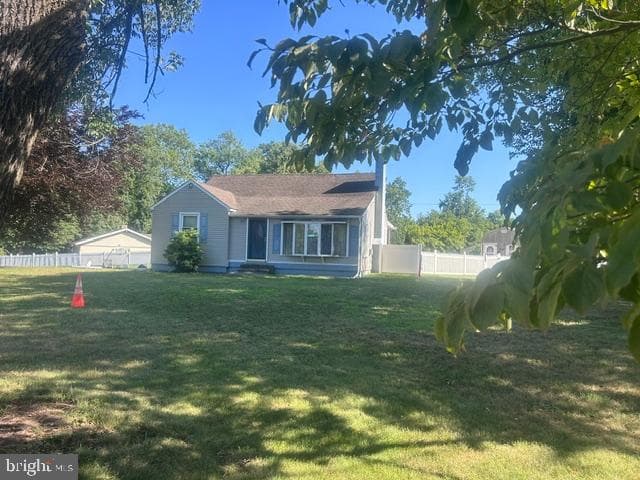 6279 Hulmeville Road photo 1