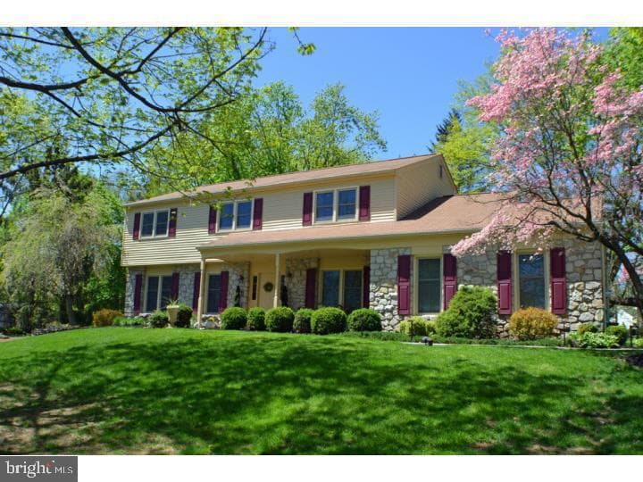 1420 Lee Circle photo 1