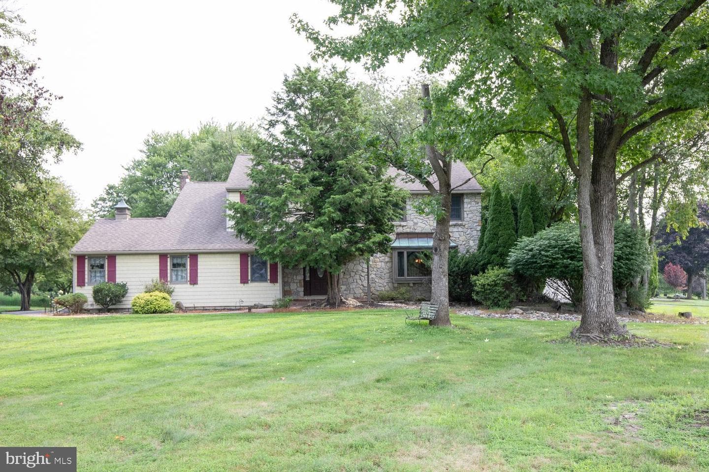 87 Eagle Mount Drive photo 1