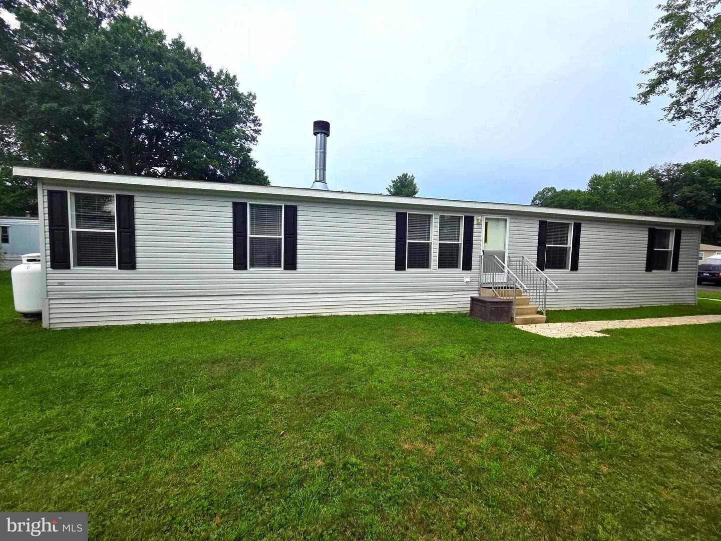 278 Lake Lane photo 1