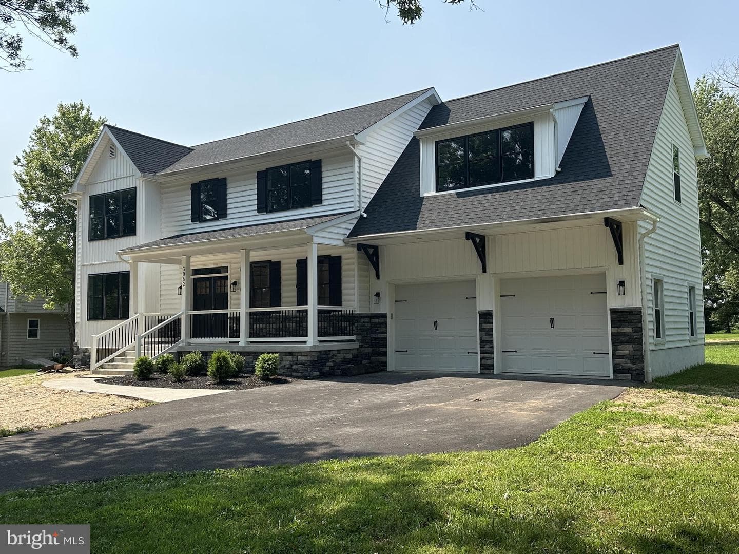 3062 Bradley Road photo 1