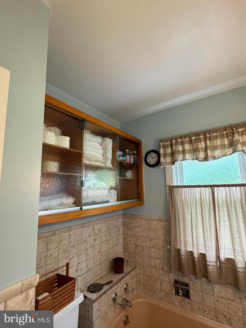 1161 William Penn Avenue photo 24