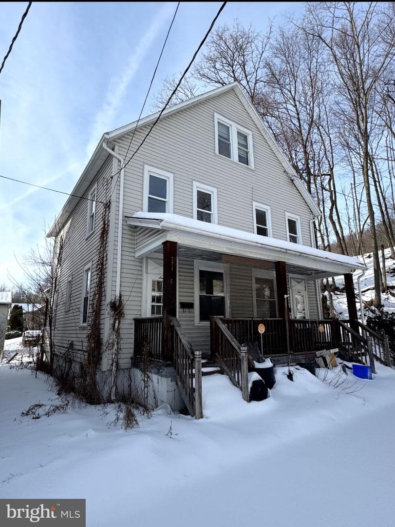 4-6 Campbell Avenue photo 1