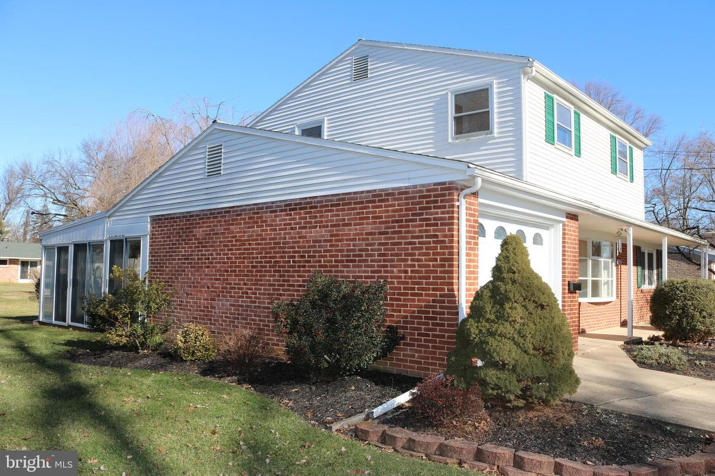1117 Baldwin Street photo 4