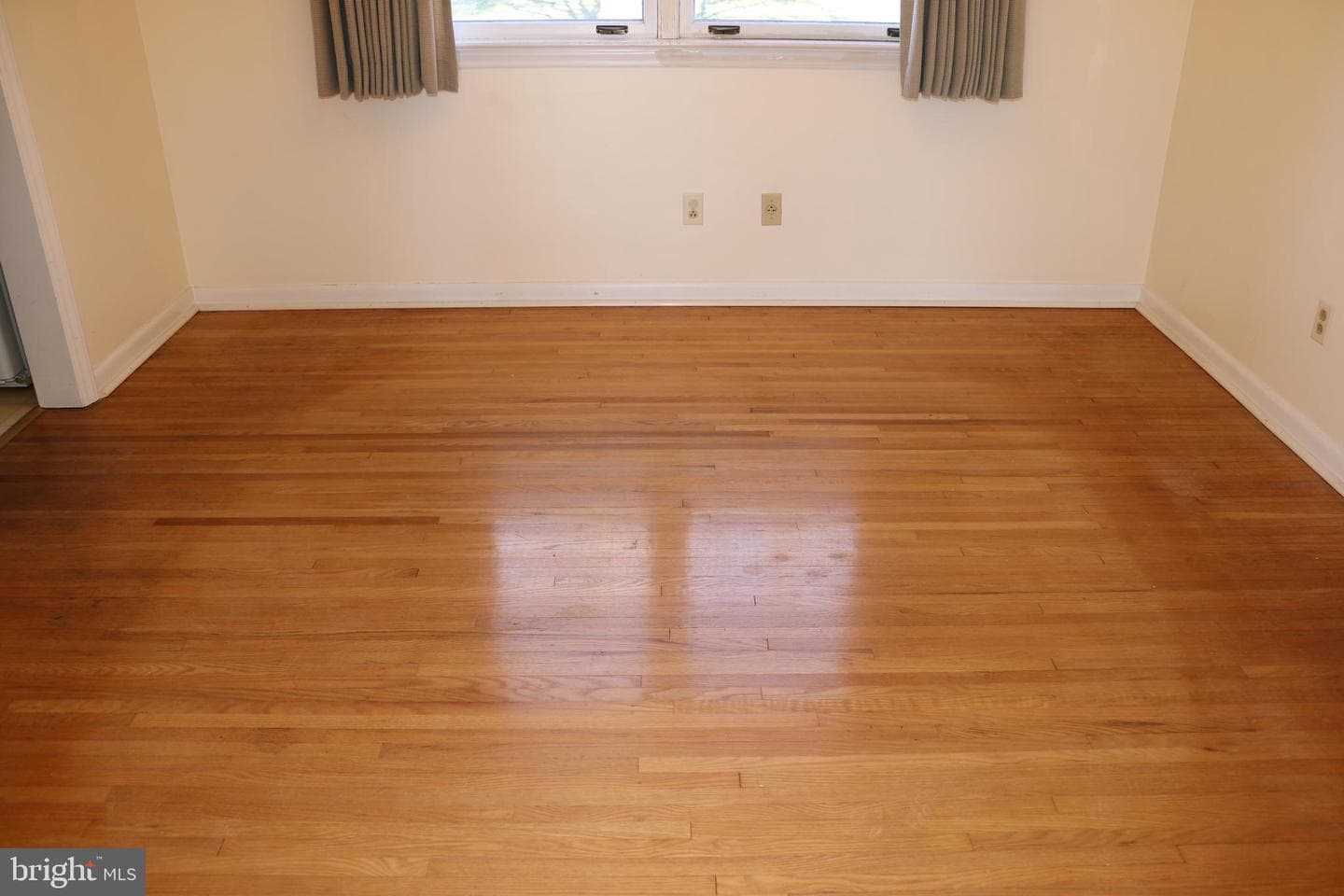 1117 Baldwin Street photo 8