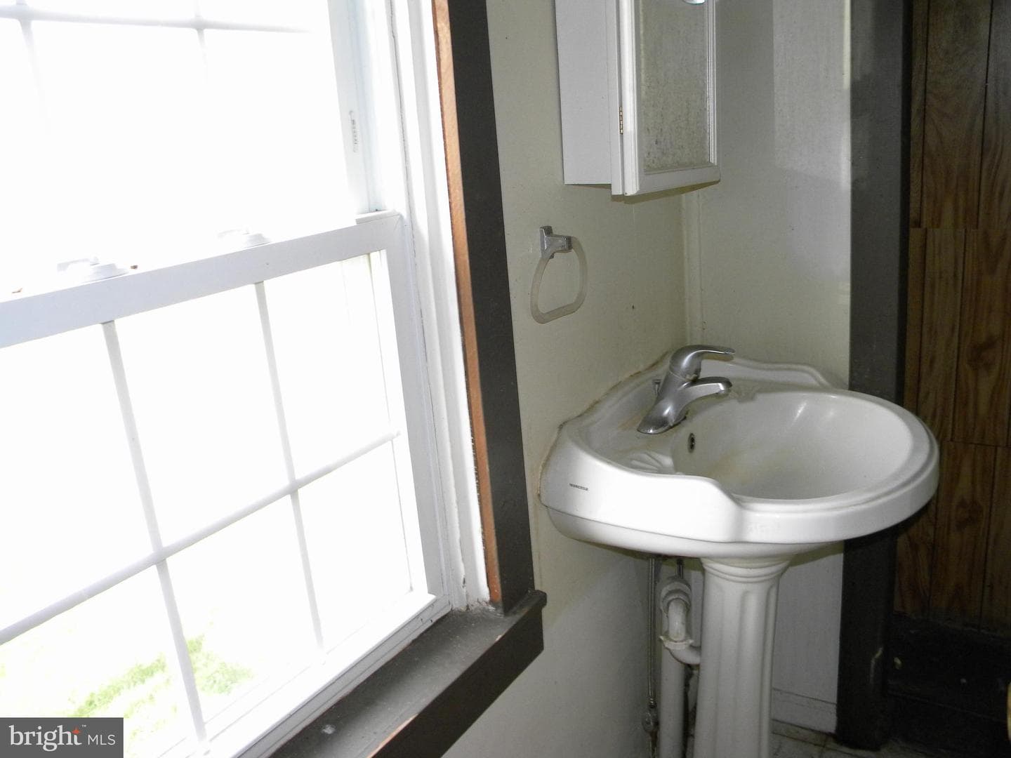 928 Goodyear Road photo 8