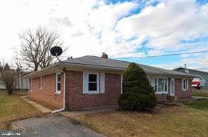 1809 Willow Road photo 2