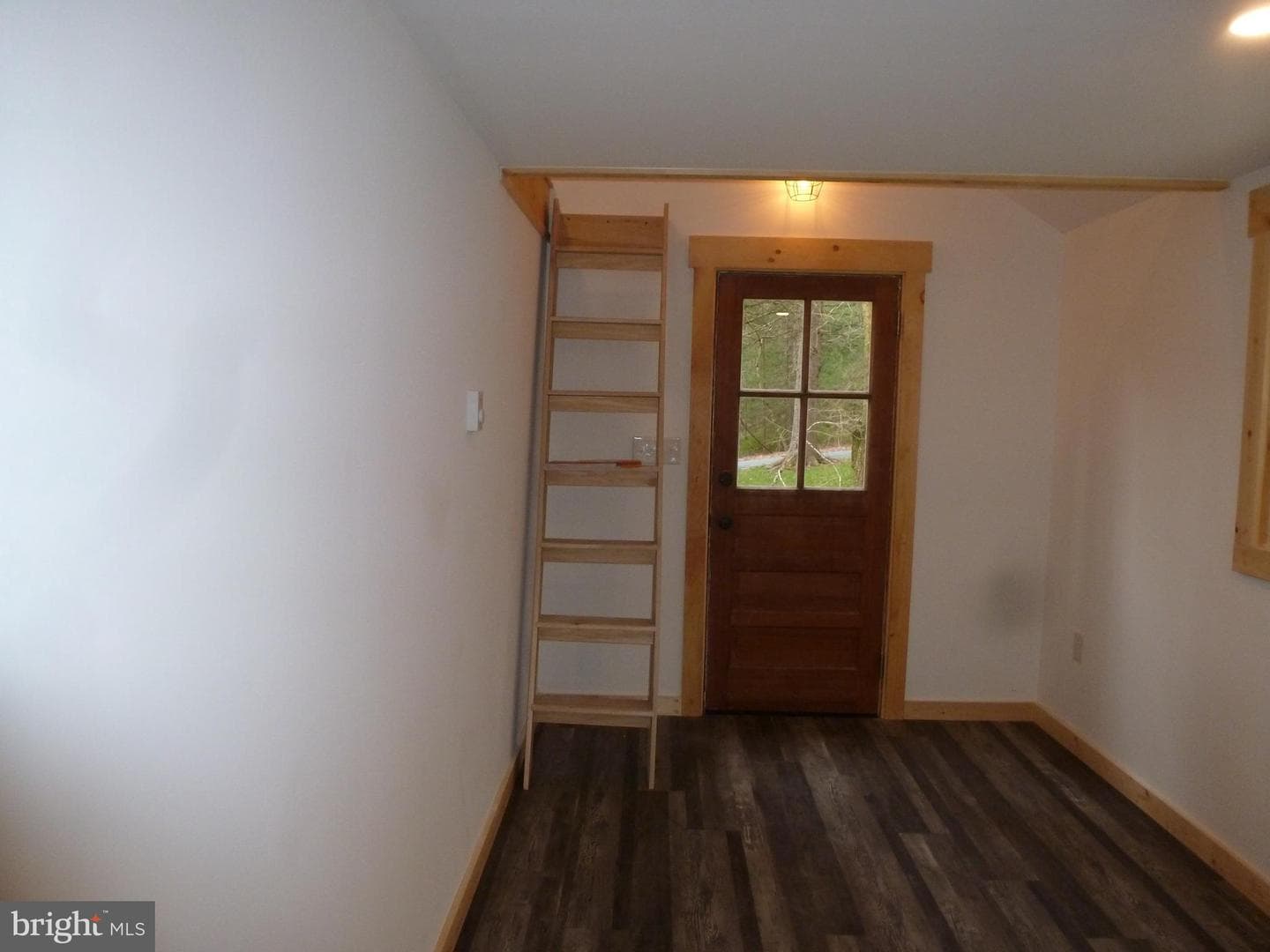 1499 Pine Grove Road photo 9