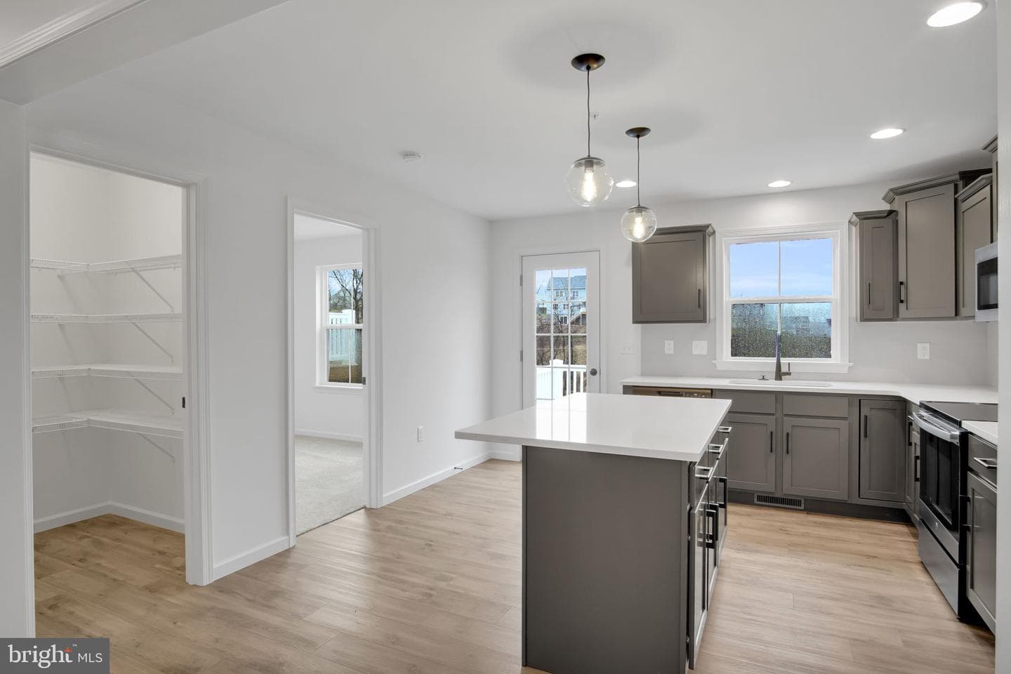 2119 Autumn Chase Drive #010-02 photo 4