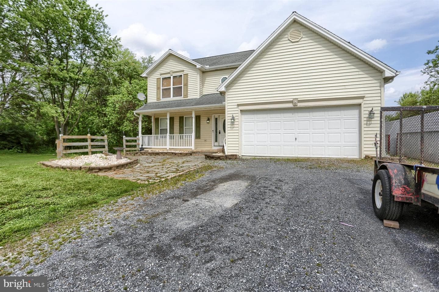 192 Lawrence Lane photo 29