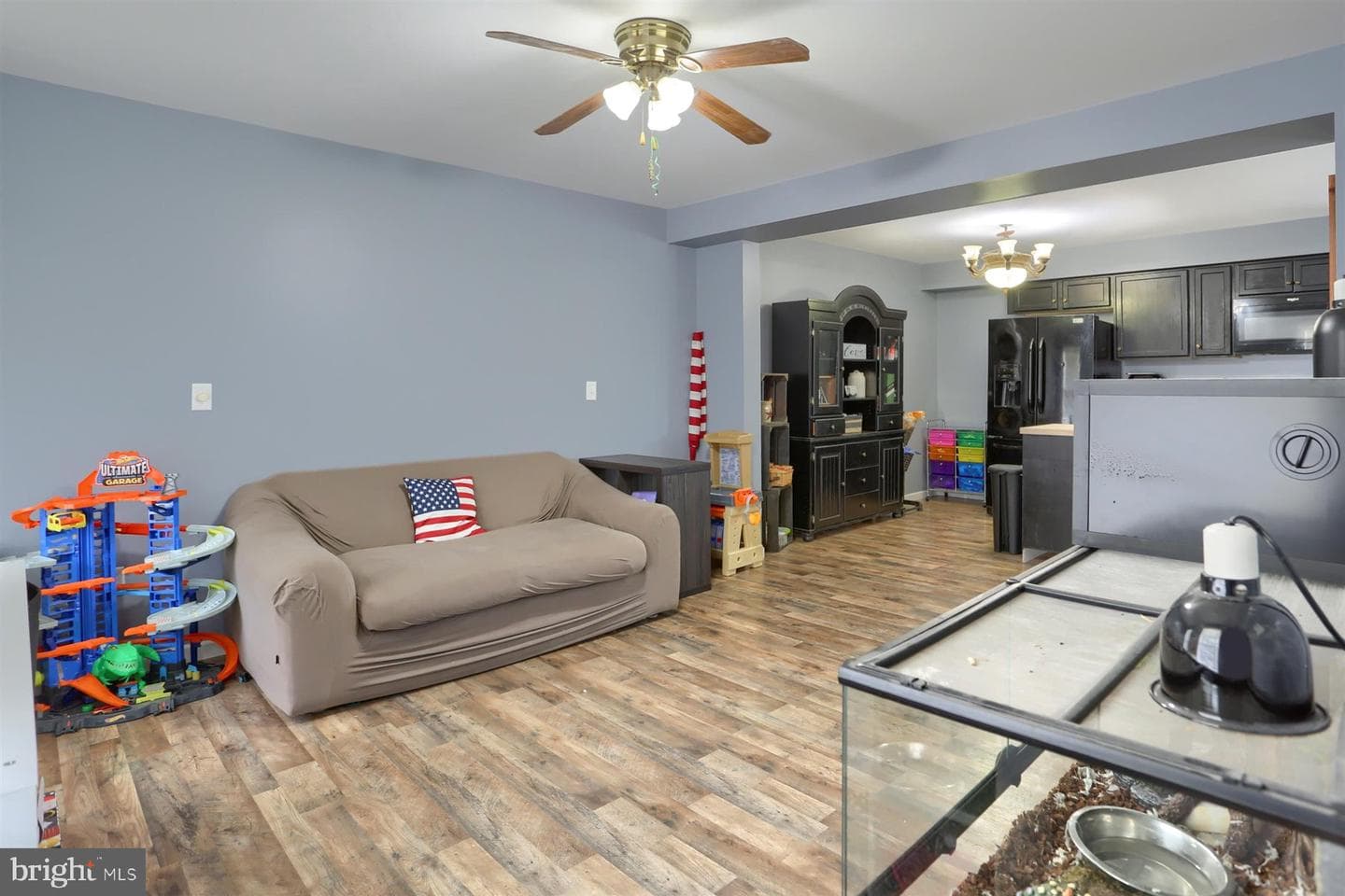 192 Lawrence Lane photo 8
