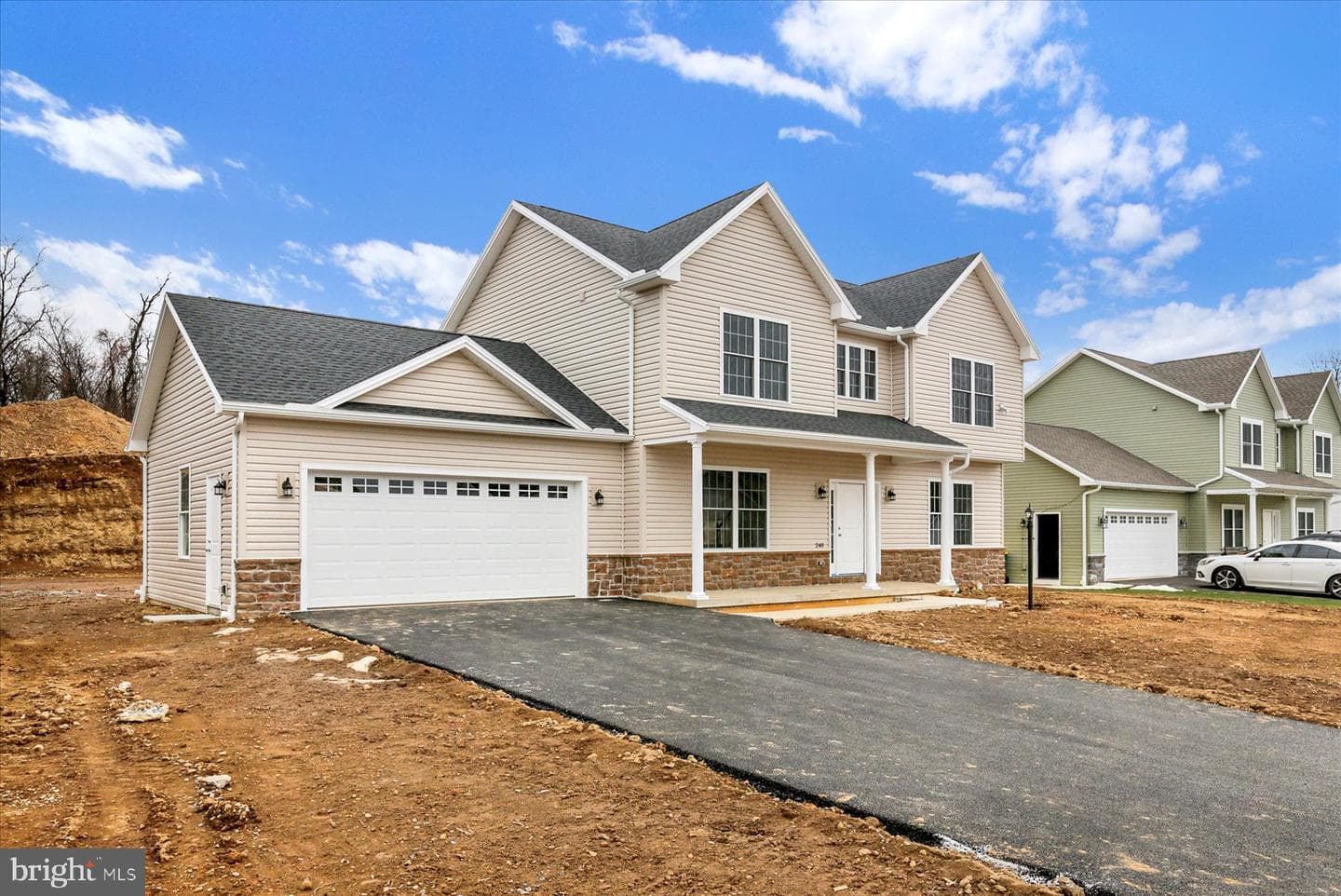 225 Westgate Drive photo 36