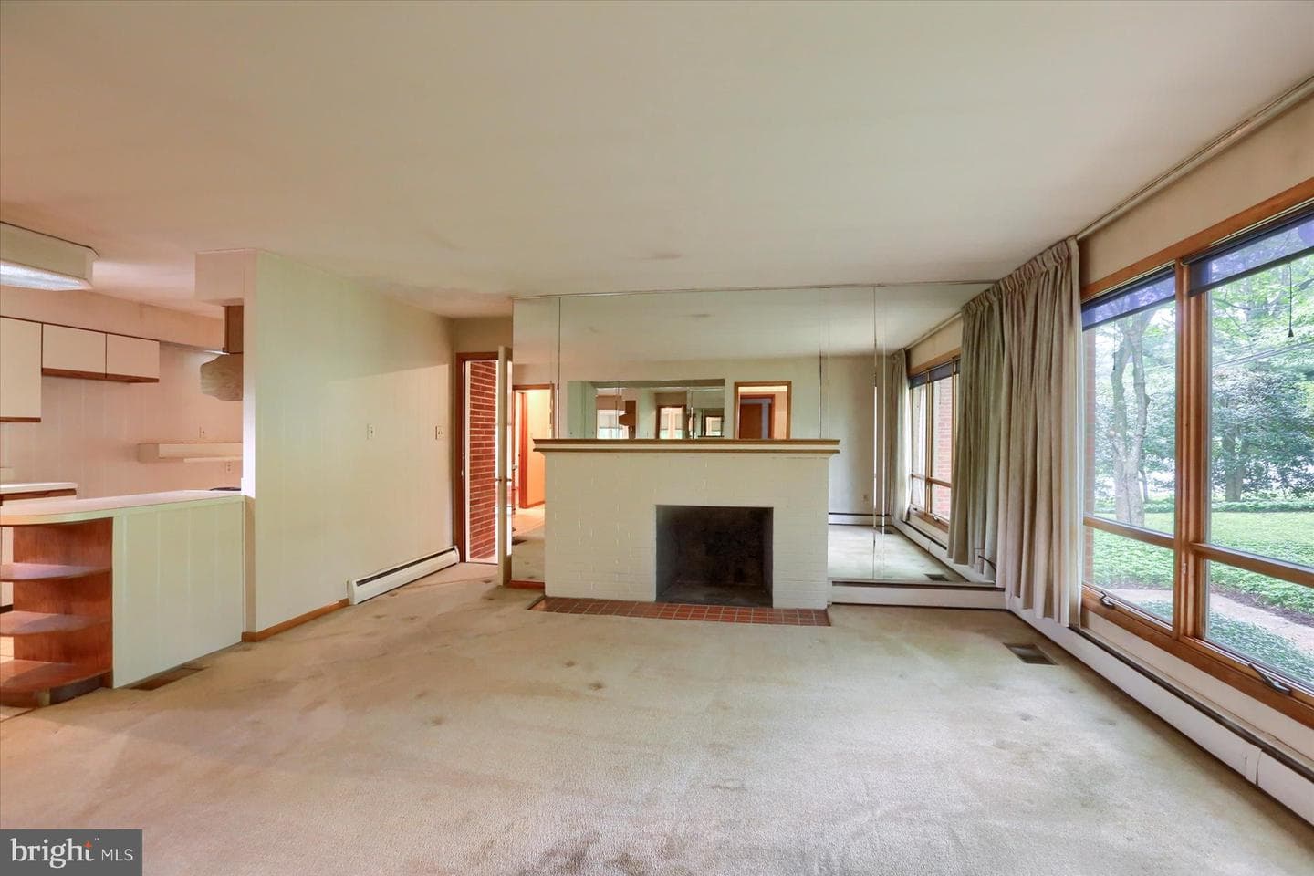 501 Saint Johns Drive photo 12