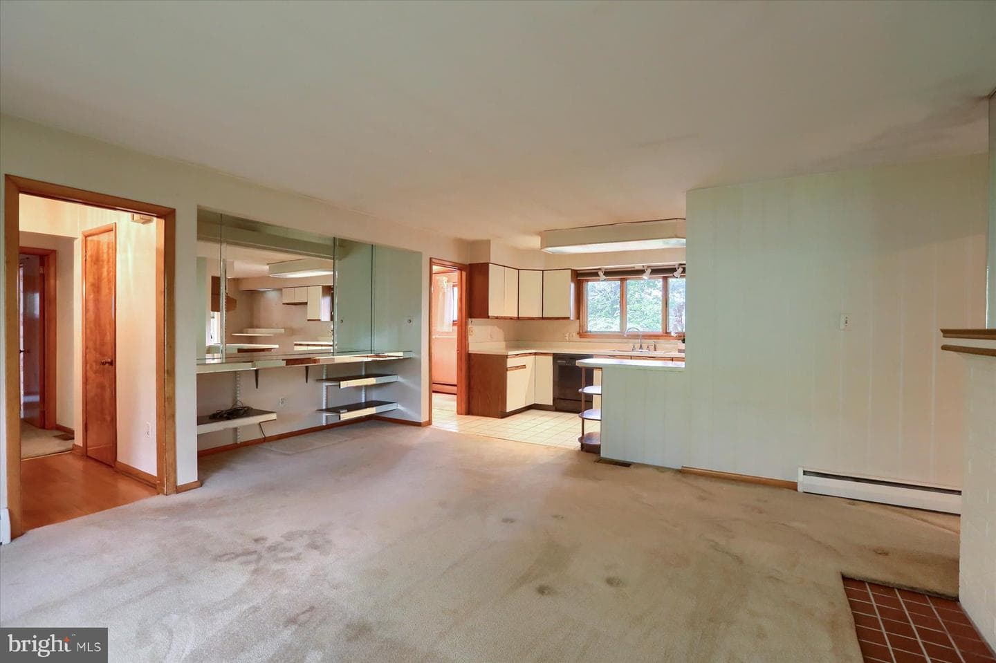 501 Saint Johns Drive photo 13