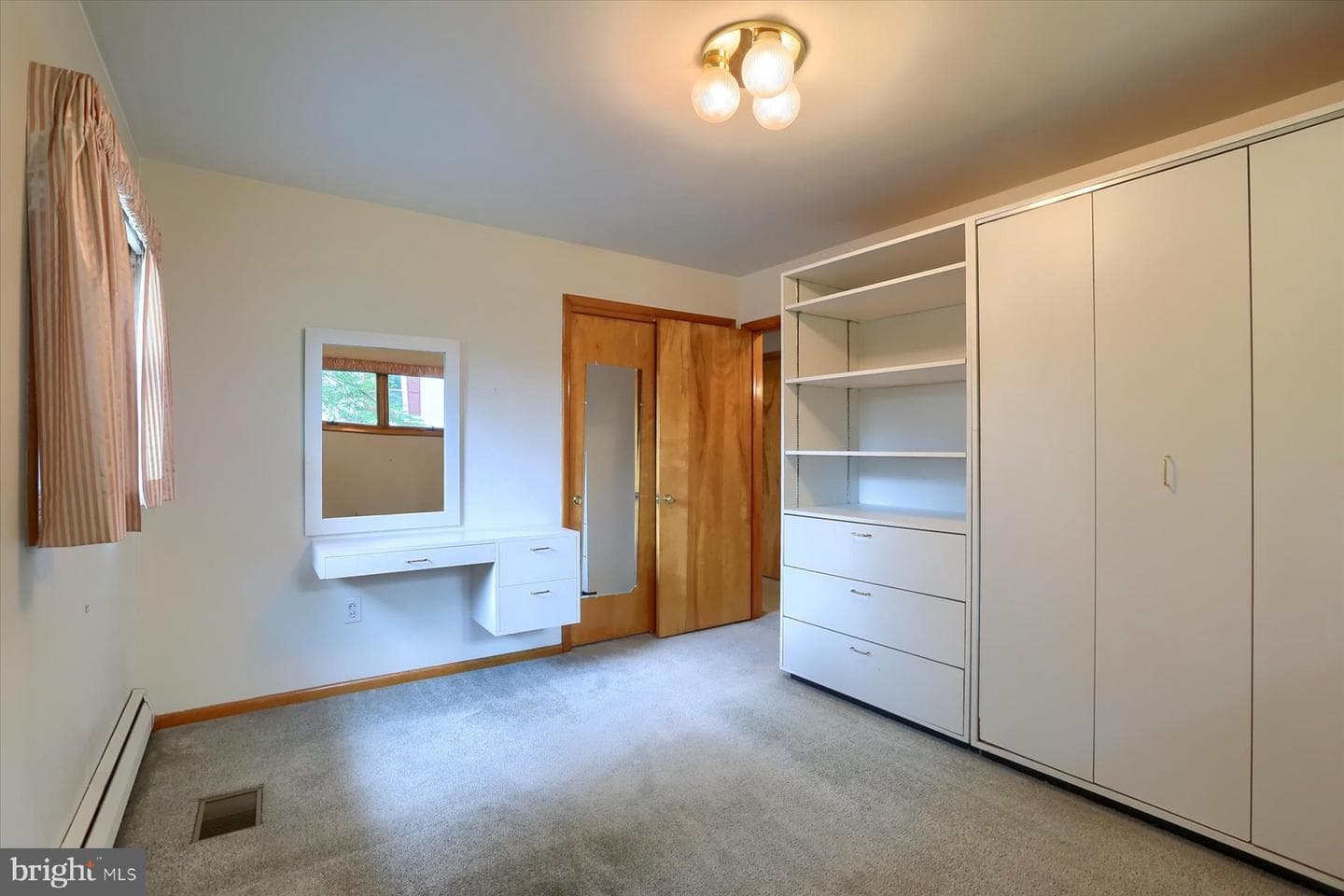 501 Saint Johns Drive photo 27