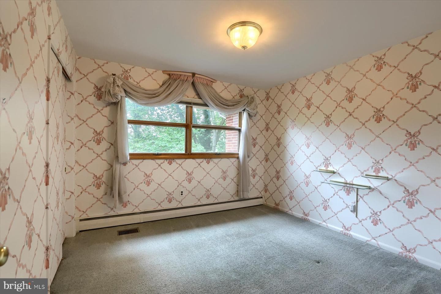 501 Saint Johns Drive photo 28